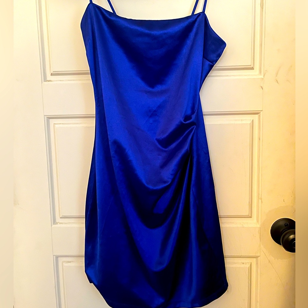 Bright blue Windsor homecoming dress.